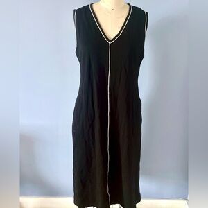 Max Studio London - Black Sleeveless V-Neck Dress with White Piping - Size M